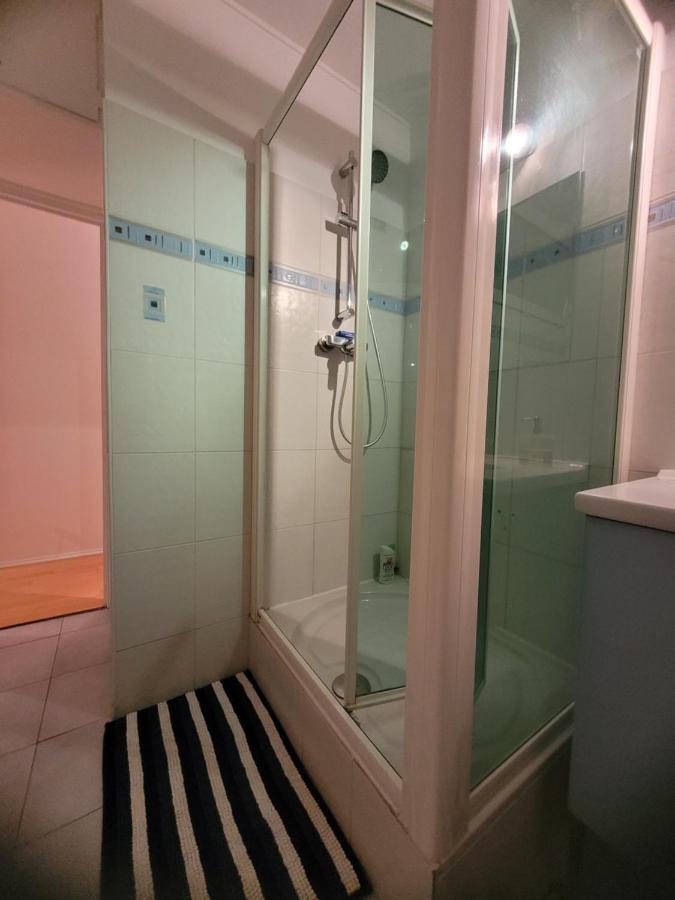 Appartement Moderne et Lumineux à Paris Extérieur photo
